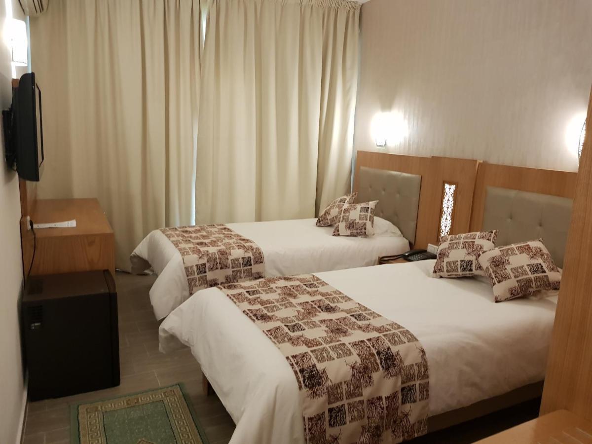 伊尔雅库塔酒店 Tétouan 外观 照片