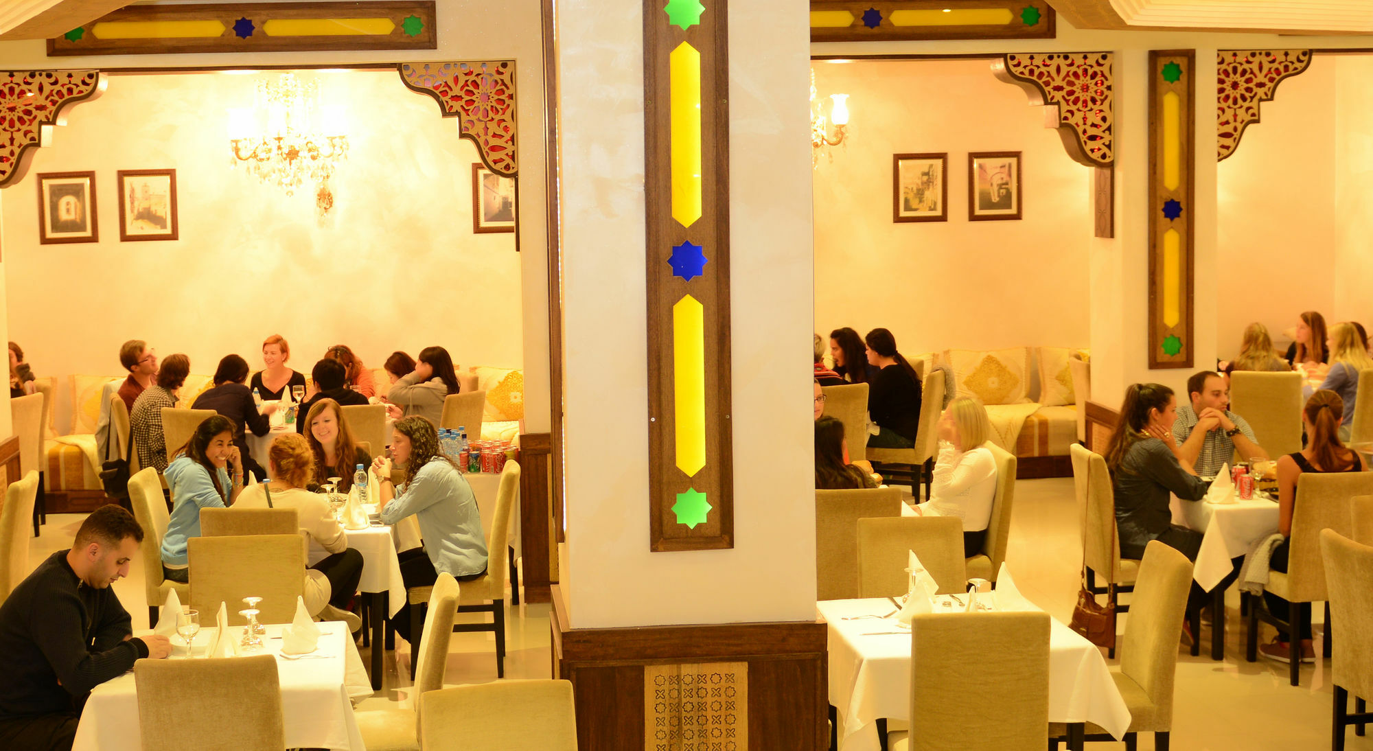 伊尔雅库塔酒店 Tétouan 外观 照片